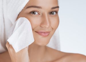 MAKE-UP REMOVAL WIPES